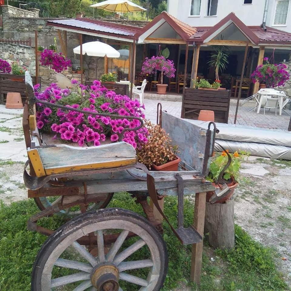 Hotel Vilagora Krushevo Krusevo Exterior photo